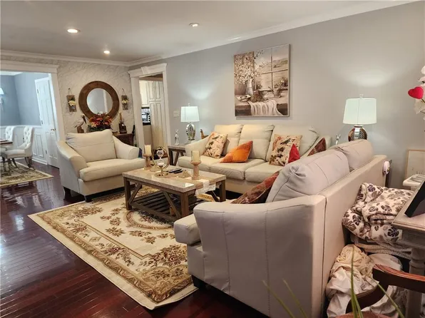 79 N Broadway #C2, White Plains, NY 10603