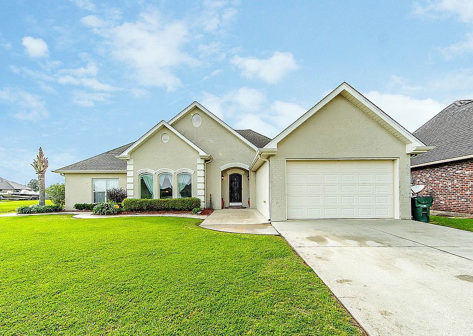 1st image of 230 Inglewood Way