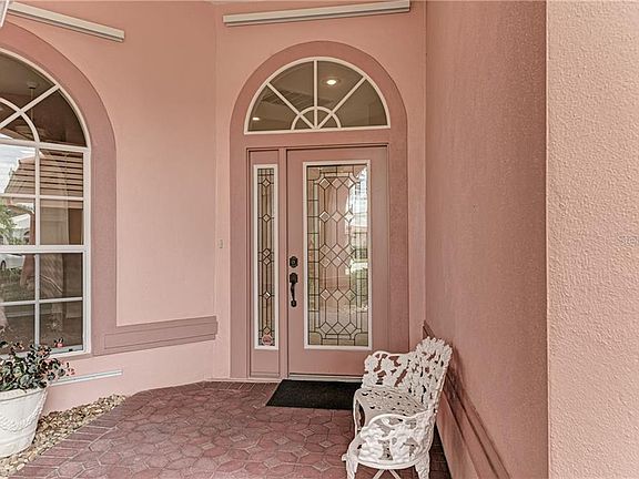 4th image of 7515 Fairlinks Ct
