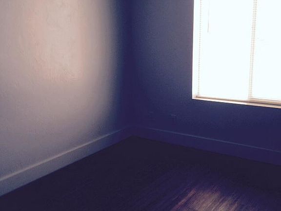 5th image of 229 Cole Ave
