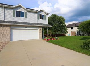 614 Tower Dr, Sun Prairie, WI 53590