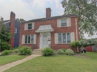 15 Arbour Ln, Buffalo, NY 14220