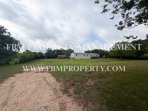 3rd image of 1075 Pluto Rd