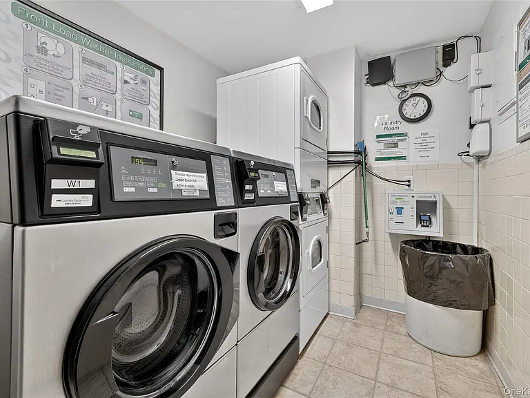 25 Franklin Ave #2K — Photo 11