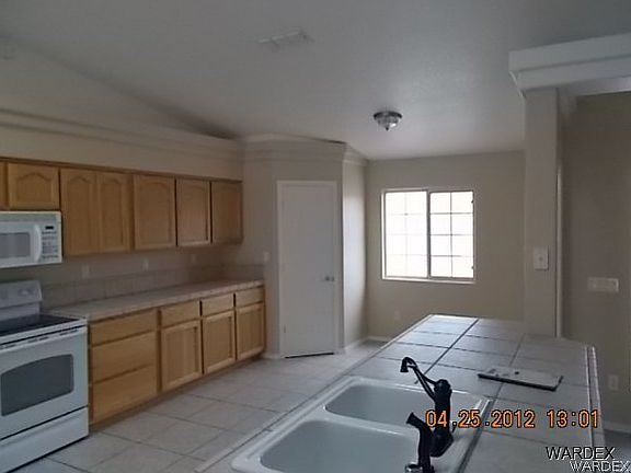 5th image of 3691 S Kiowa Boulevard