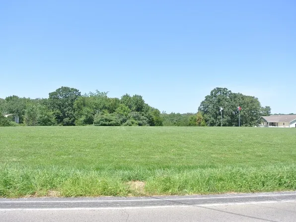 1 Spring Lake Rd #B, Perryville, MO 63775