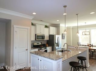 5149 Hyde Park Village Ln, North Charleston, SC 29405