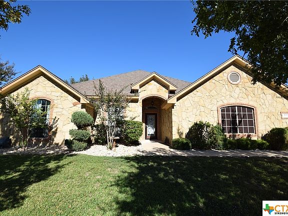 2nd image of 303 Tanner Ln