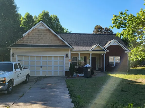 72 Wayne Meadows Ct, Douglasville, GA 30134