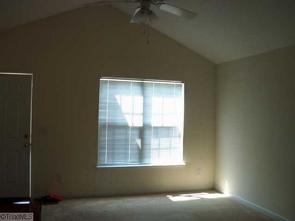 2nd image of 3009 Quail Oaks Dr