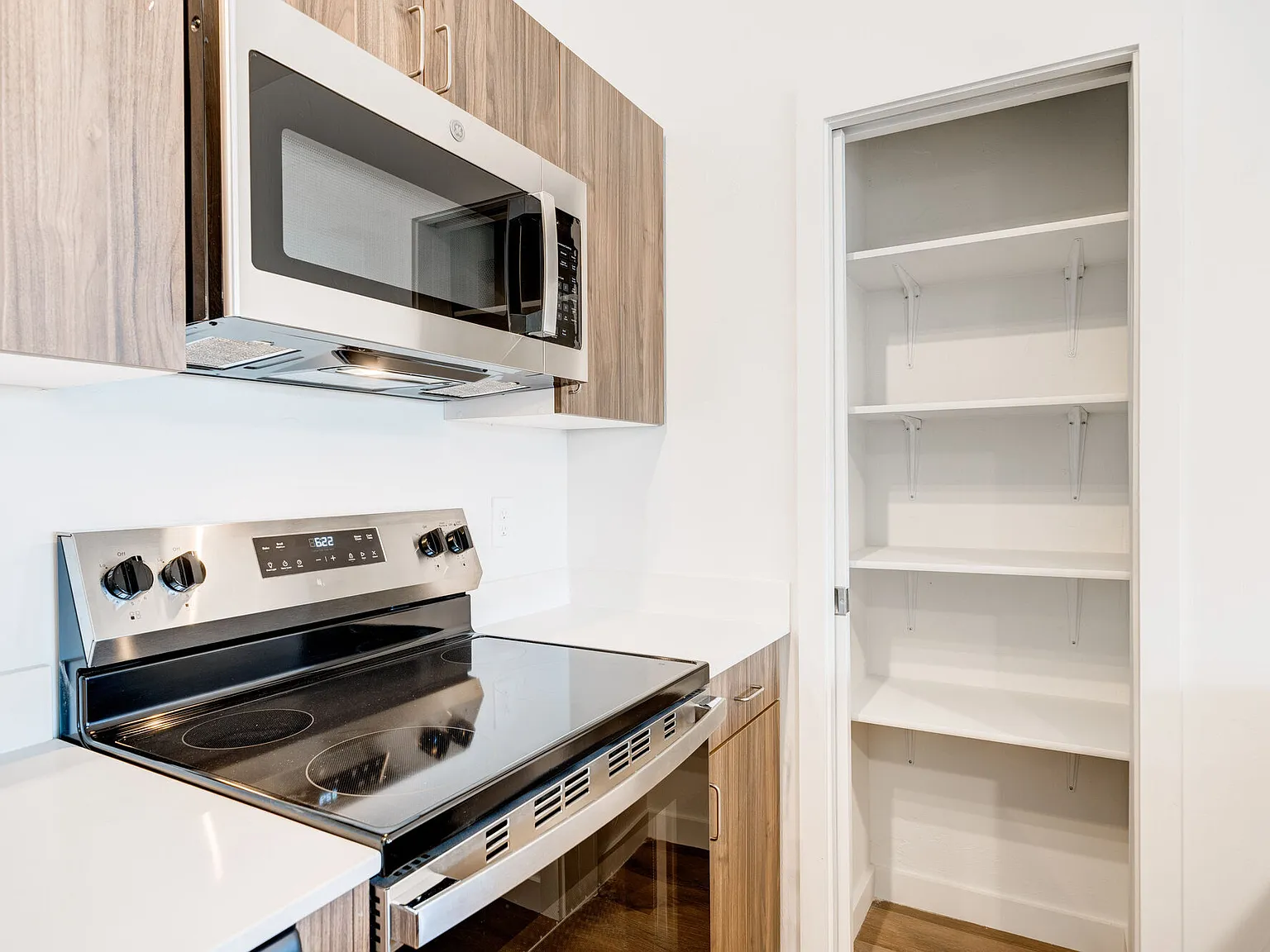 Avion Apartment Homes — Photo 4
