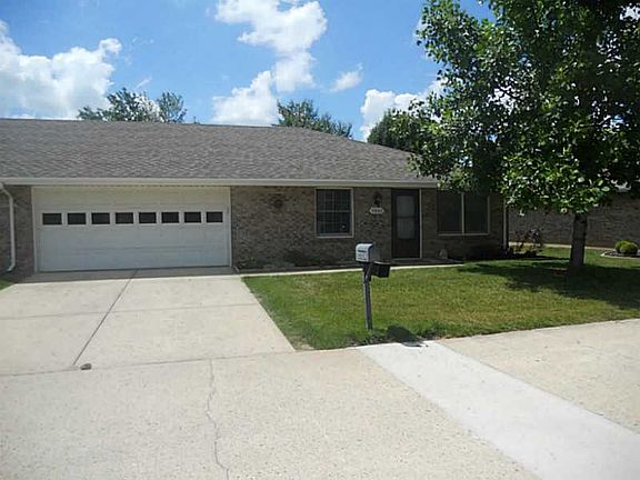 2nd image of 4863 Brannan Dr E #4863
