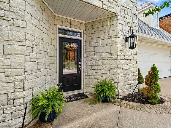5th image of 5207 S 44th Pl
