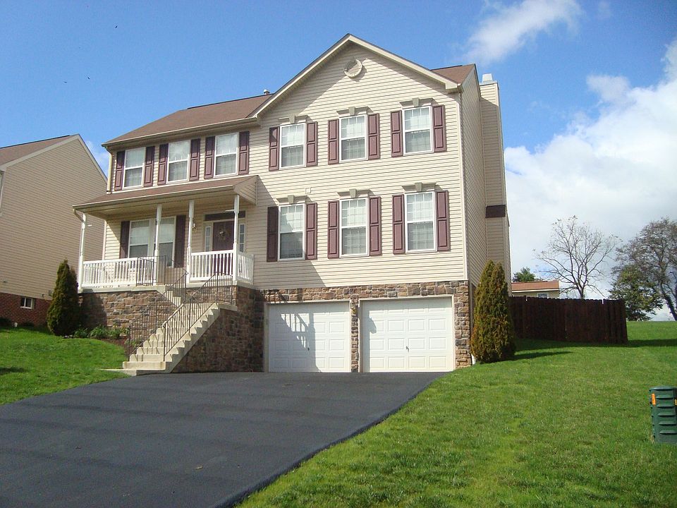 1st image of 17956 Lyles Dr