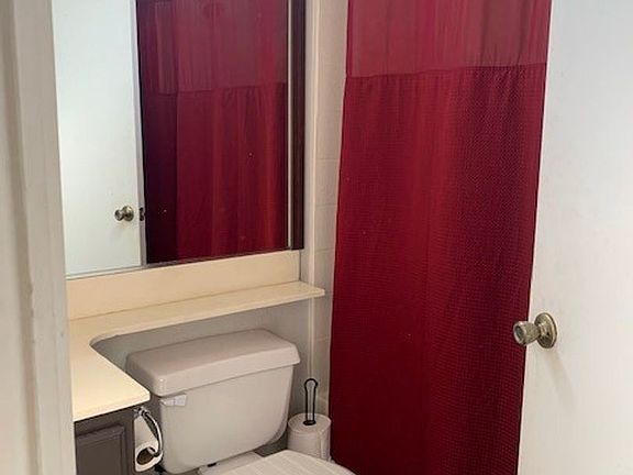 3rd image of 310 Isthmus Way Unit 12