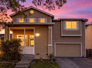 2473 Meda Ave, Santa Rosa, CA 95404