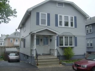 24 Oakland St #2, Watertown, MA 02472