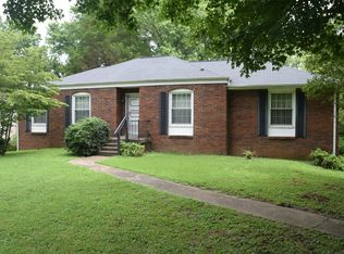 633 Albany Dr, Hermitage, TN 37076