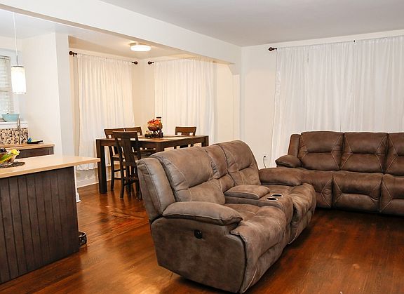 3rd image of 95 Ravine Ave #115-1A