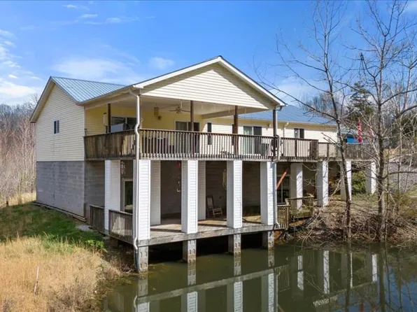 145 T Short Ln, Cookeville, TN 38501