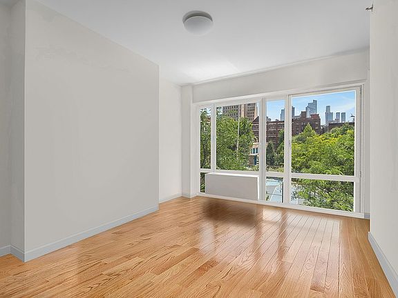 5th image of 454 W 54th St APT 3P