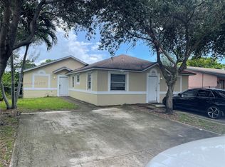 1016 SW 8th St, Hallandale Beach, FL 33009