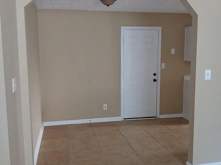 194 Antebellum Ct — Photo 21