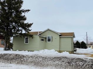 507 Hougen St S, Northwood, ND 58267