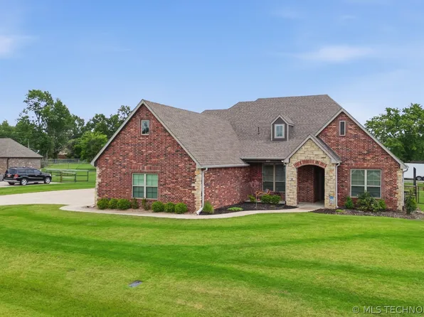 15402 E 82nd St N, Owasso, OK 74055
