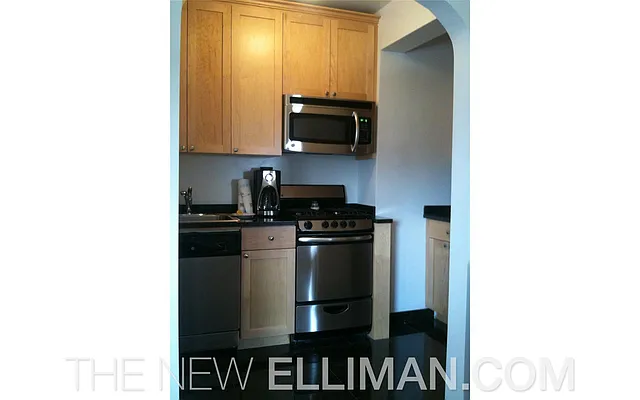 Rented by Douglas Elliman | media 11