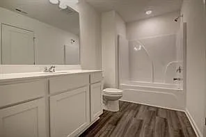 446 Union Station St — Photo 7