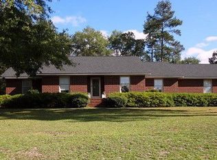 300 Ginger Ridge Rd, Cheraw, SC 29520