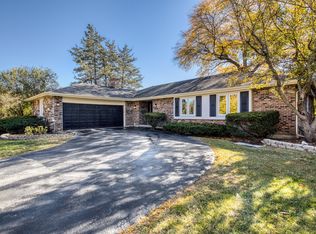 240 Longfellow Dr, Wheaton, IL 60189