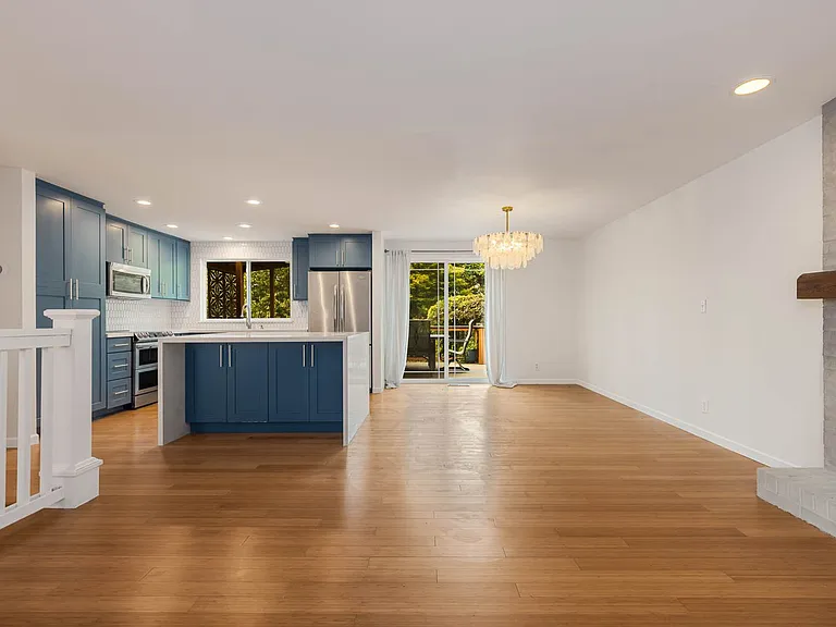 7912 NE 130th St — Photo 5