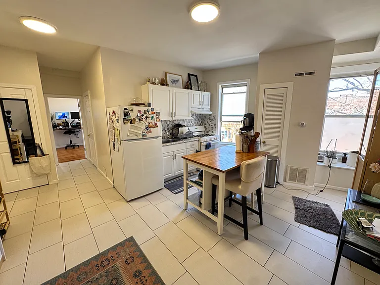 980 State St #2R — Photo 1