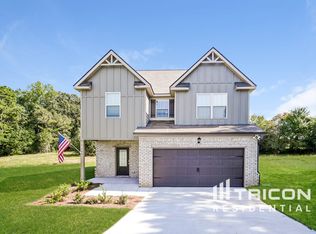 142 Massey Ln, Locust Grove, GA 30248