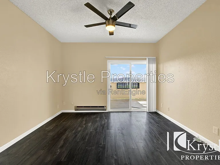 1201 Glen Cove Pkwy #1106 — Photo 3