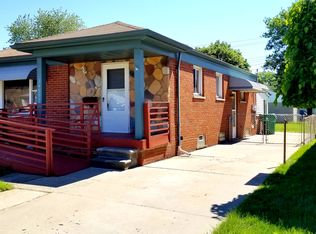 24592 Grove Ave, Eastpointe, MI 48021