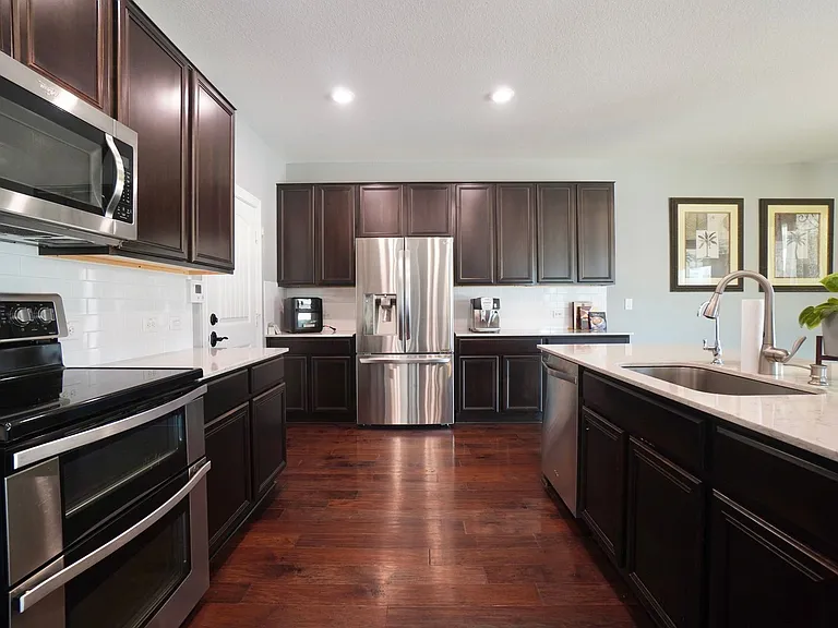 7016 Lickeen Ct — Photo 13