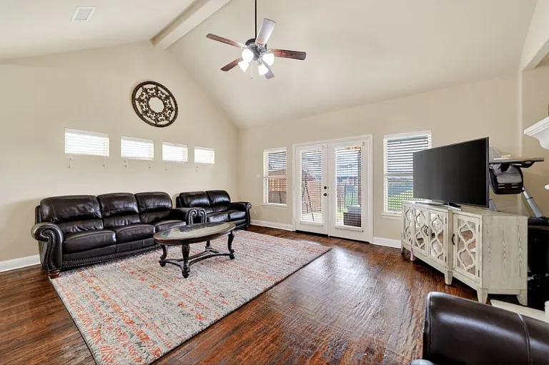 1104 Brendan Dr — Photo 21