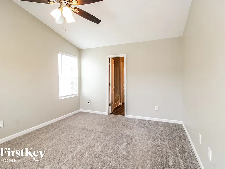206 Glenoaks Dr — Photo 7