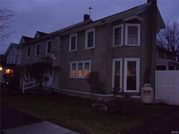 2nd image of 323-325 John St
