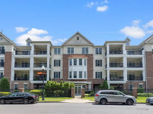 2045 Crescent Way, Cherry Hill, NJ 08002