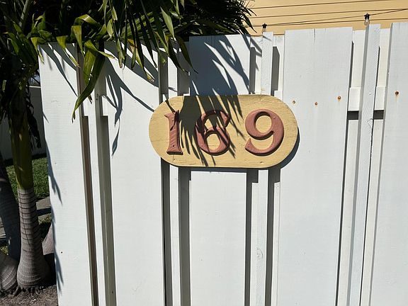 4th image of 169 Seabreeze Circle