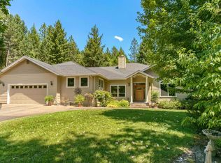 4010 Galice Rd, Merlin, OR 97532