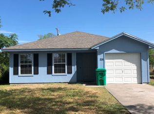 221 N McCampbell St, Aransas Pass, TX 78336