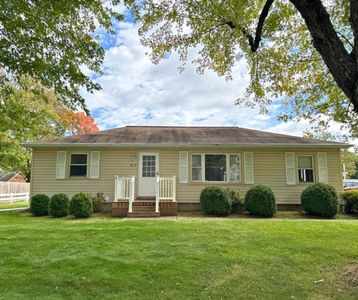 815 Tidball Ave, Grove City, PA, 16127