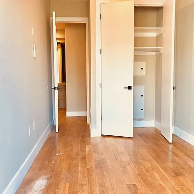 Rented by Brooklyn Group | media 32