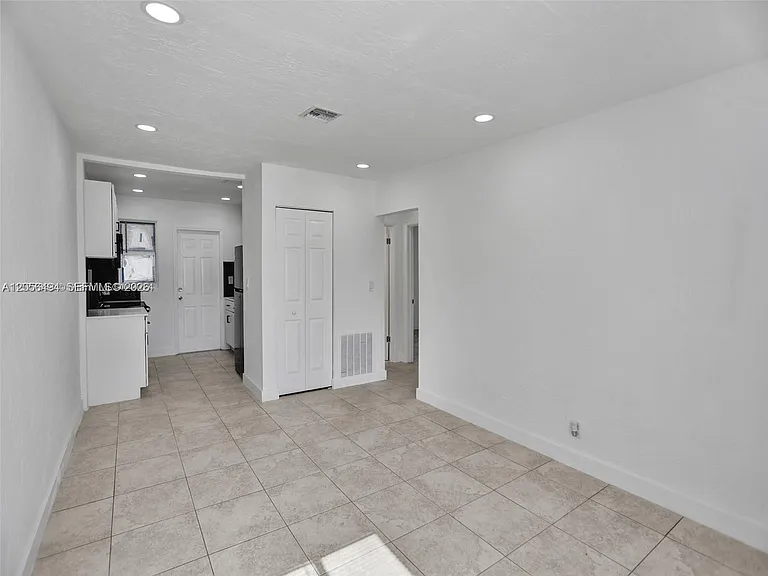 708 N 20th Ct #1-2 — Photo 30