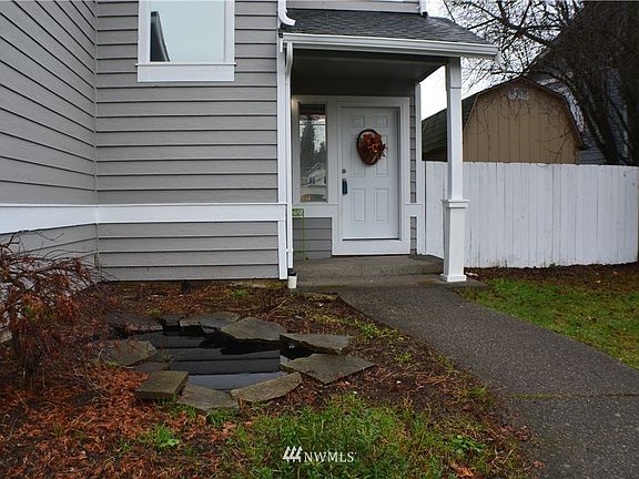 3rd image of 5209 E E Street